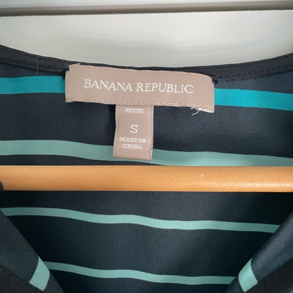 Peter Pan Collar Striped Sleeveless Blouse - Picture 6 of 7